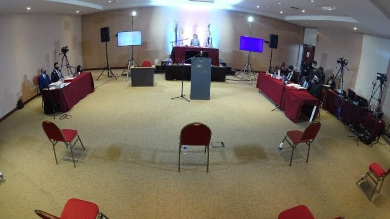 Sala de Centro de Congresos y Exposiciones en San Rafael donde se realiza el juicio por la muerte de Lorena Segura.