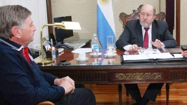 Ziliotto con el gobernador Verna (Web)