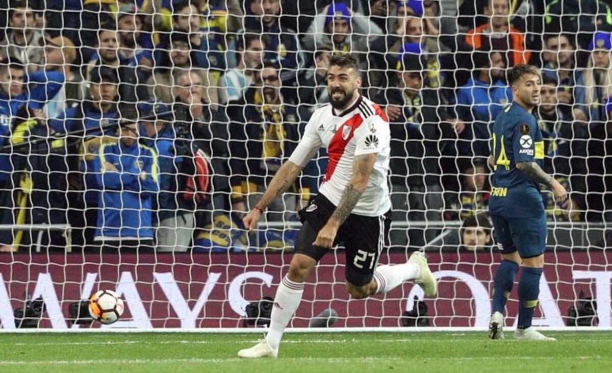 Pratto se desquitó y marcó el 1 a 1 en el segundo tiempo