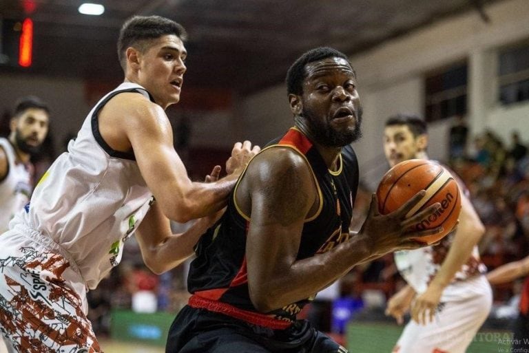 Instituto venció a San Martín y pasó a la semifinal