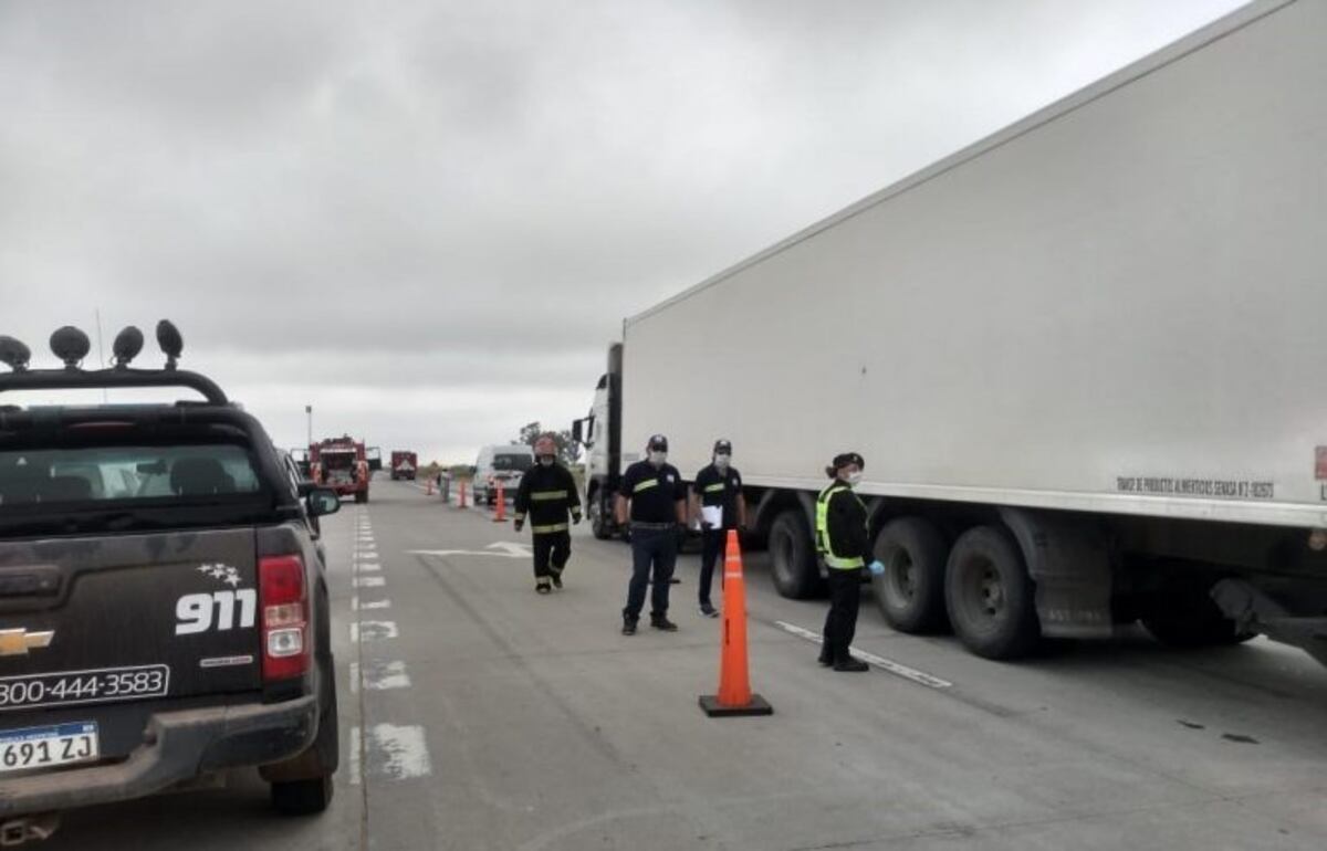 Intensificarán controles policiales sobre la Autopista Rosario-Buenos Aires