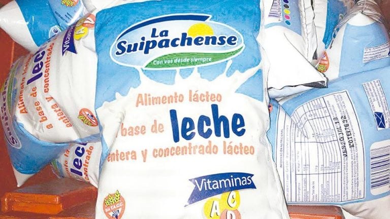 Parece leche y está al lado de la leche, pero no es leche (Foto: web)