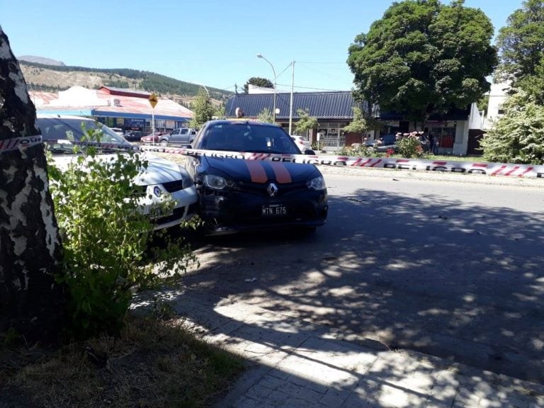 Fuerte impacto en la intersección de avenida Fontana y calle Rivadavia.