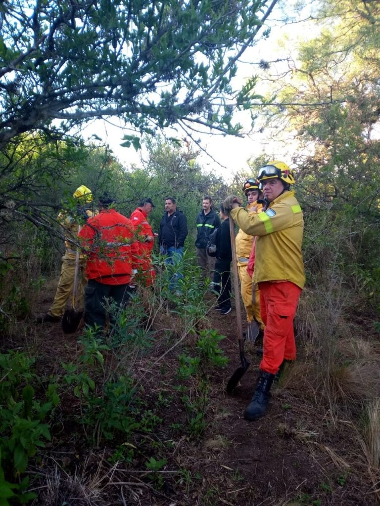 Búsqueda de Bomberos Voluntarios.