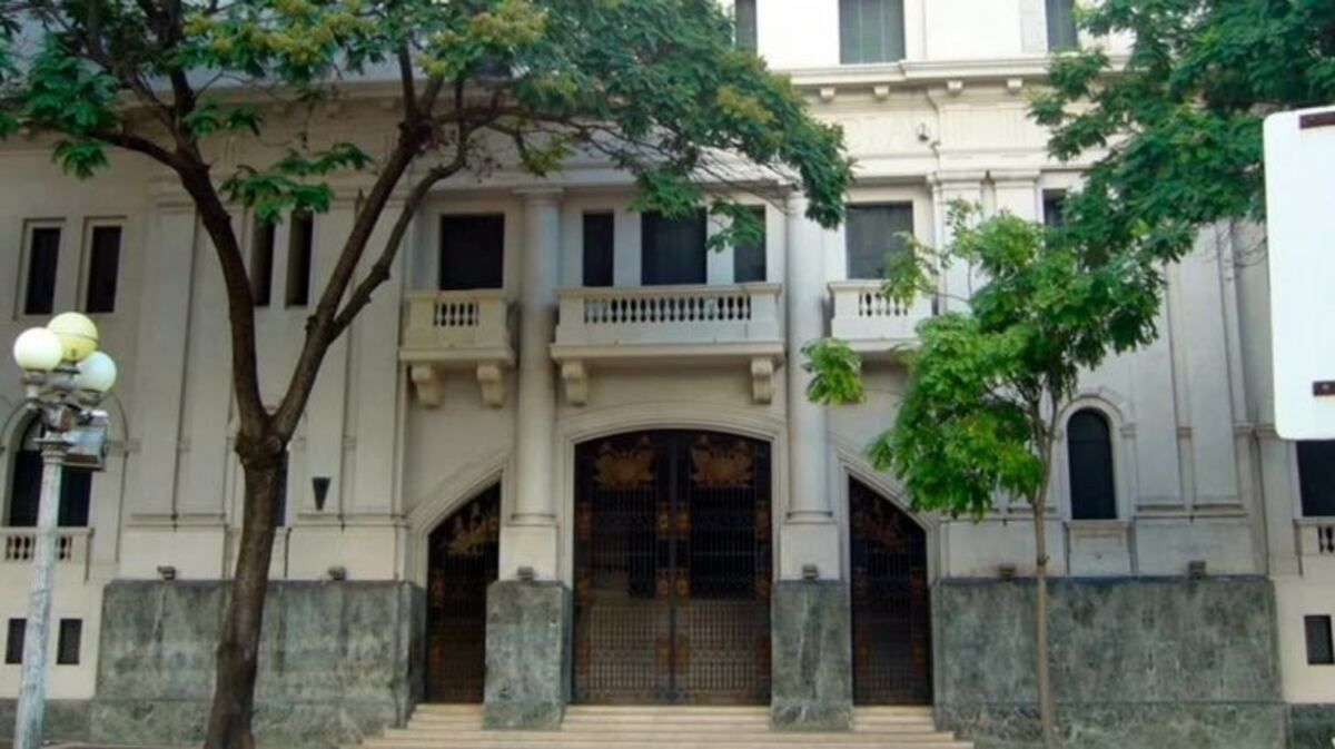 Seguirá detenido un pastor acusado de haber violado a sus dos nietas