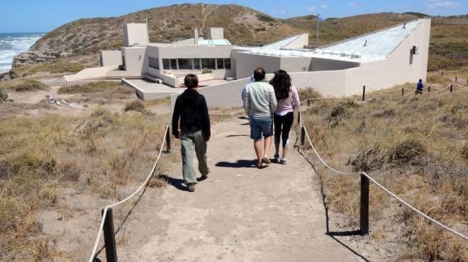 Luego de siete meses, reabren el Centro de Interpretación de La Lobería en Viedma