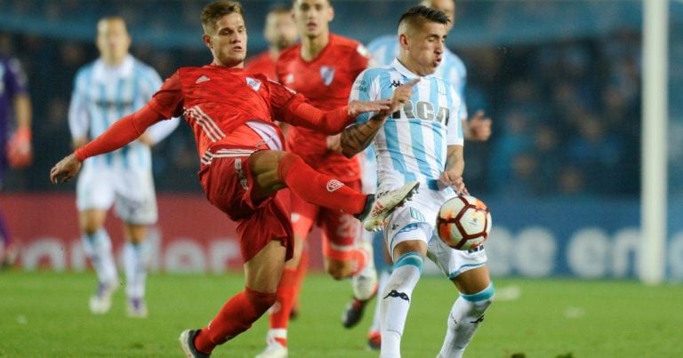 Bruno Zuculini, durante el partido ante Racing por la ida de los octavos de final de la Libertadores.