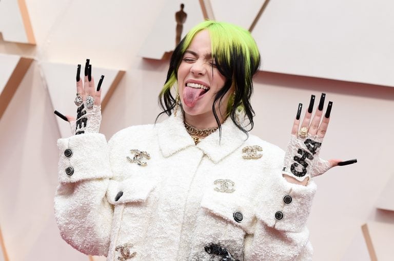 Billie Eilish con el look que lució en los Oscars (Foto/Jordan Strauss/Invision/AP)