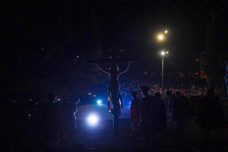 Vía crucis viviente en Punta Alta
Foto: Marcos Bolda