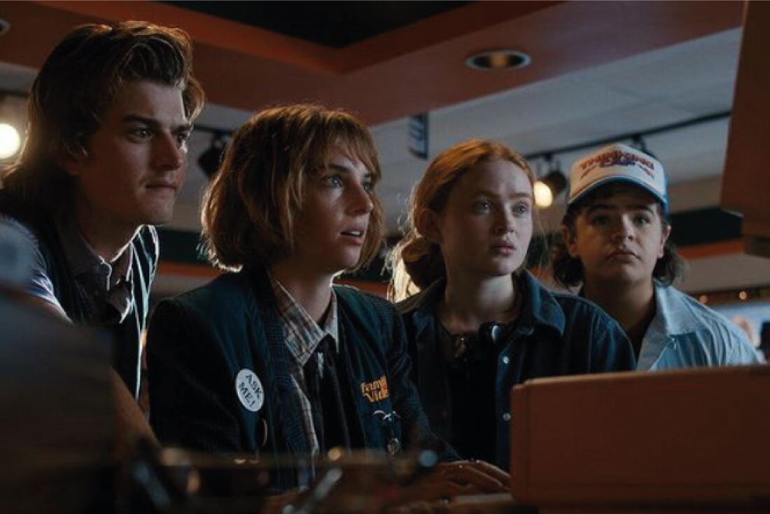 Steve, Robin, Max y Dustin, embarcados en un nuevo misterio en "Stranger Things" 4. (Instagram oficial de la serie)