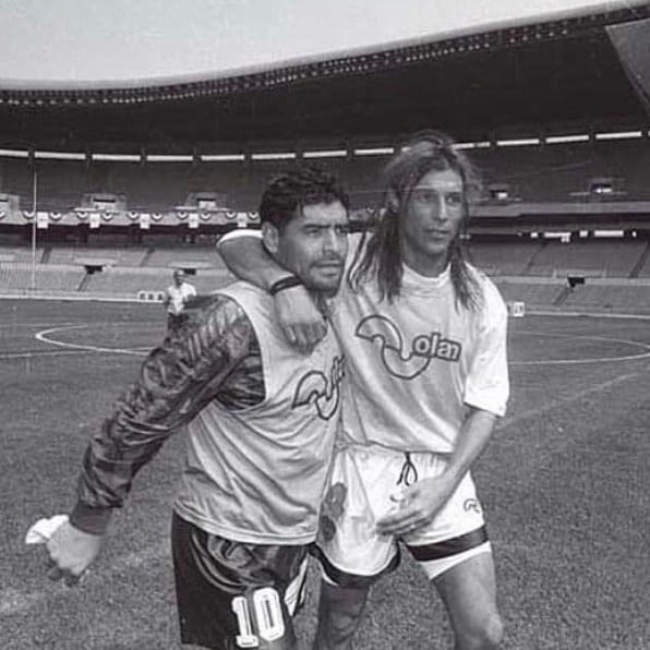 Claudio Caniggia con Diego Maradona