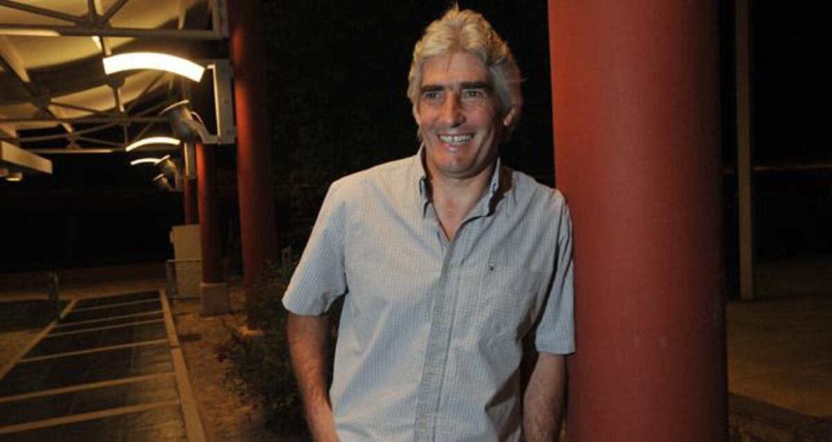 Carucha Corti y la camiseta puesta en el Día del hincha de Instituto