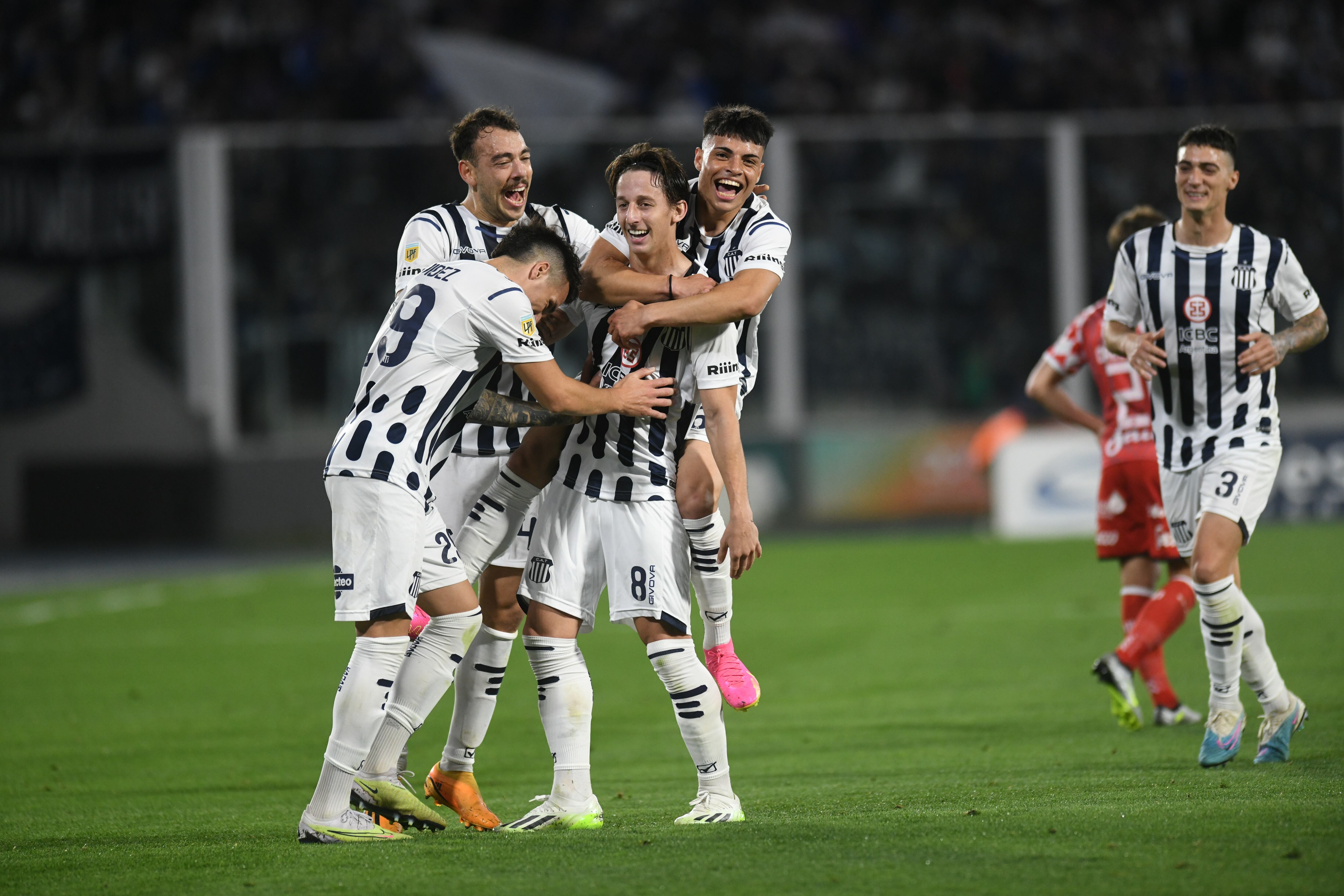 Talleres vs Barracas Central en el Kempes por fecha de la LPF