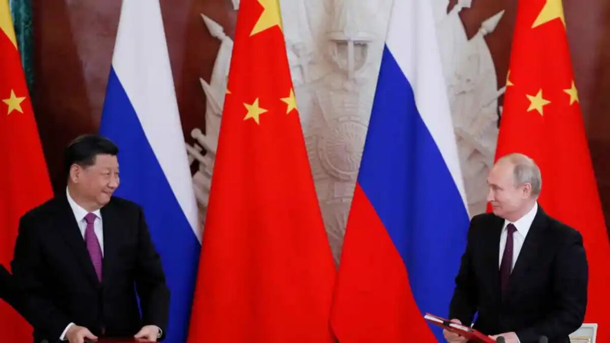 China le propuso a Rusia un plan de paz para terminar con la guerra en Ucrania