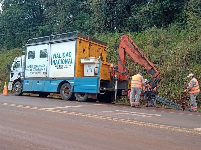 Tras las protestas por la muerte de Simanek, instalan reductores de velocidad en Colonia Delicia.