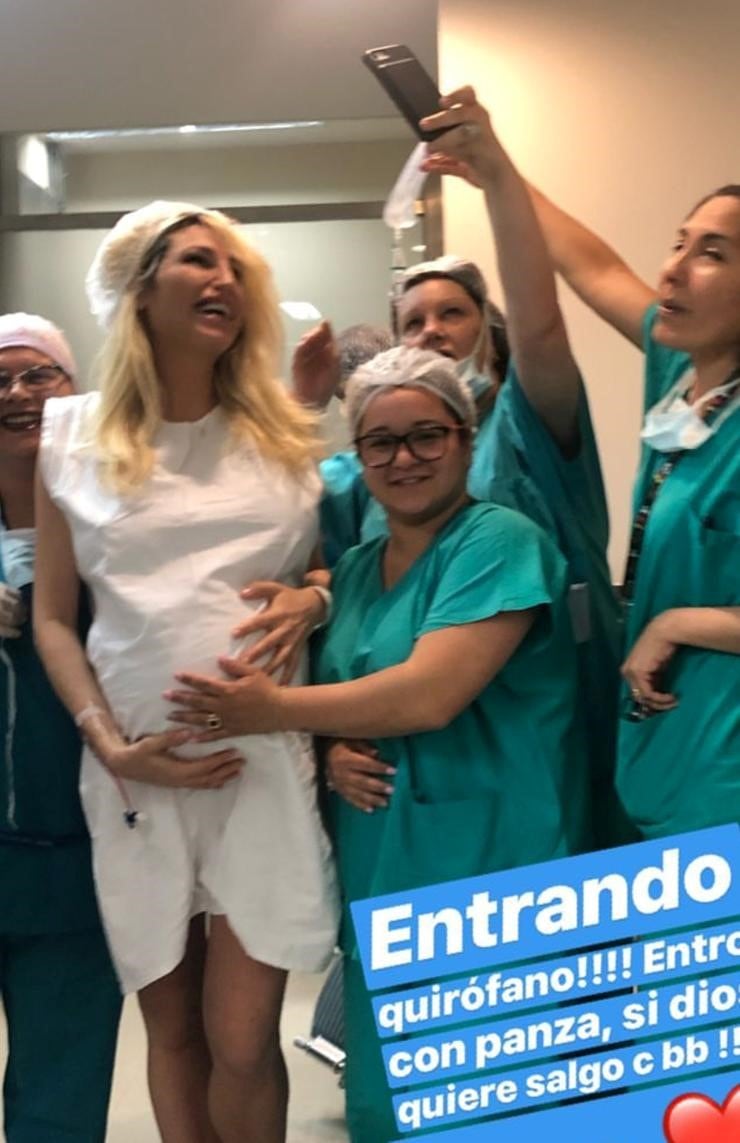 Vicky Xipolitakis mostró paso a paso el parto de Salvador Uriel