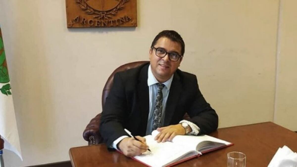 Desafuero al senador Ariel Rosendo y será detenido