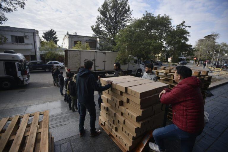 Llegaron las urnas a Córdoba.