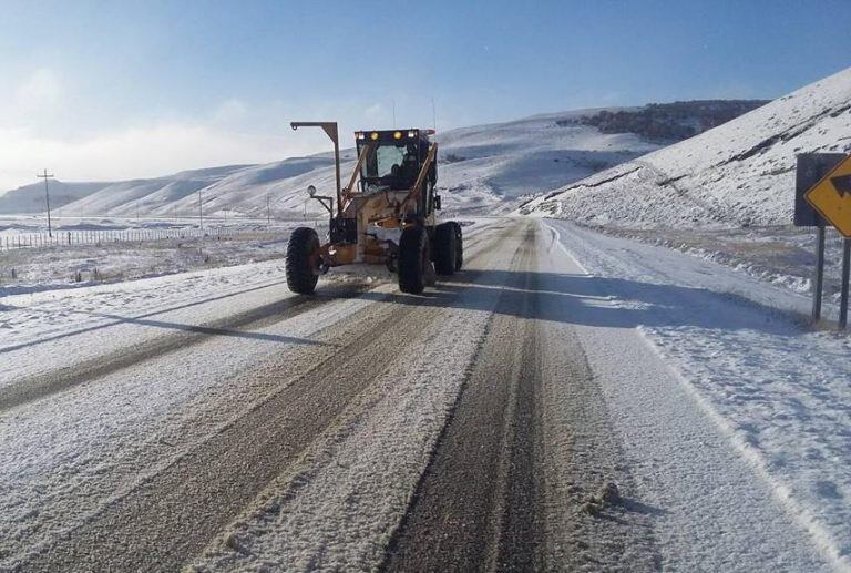 Algunos sectores de las rutas provinciales son difíciles de transitar.