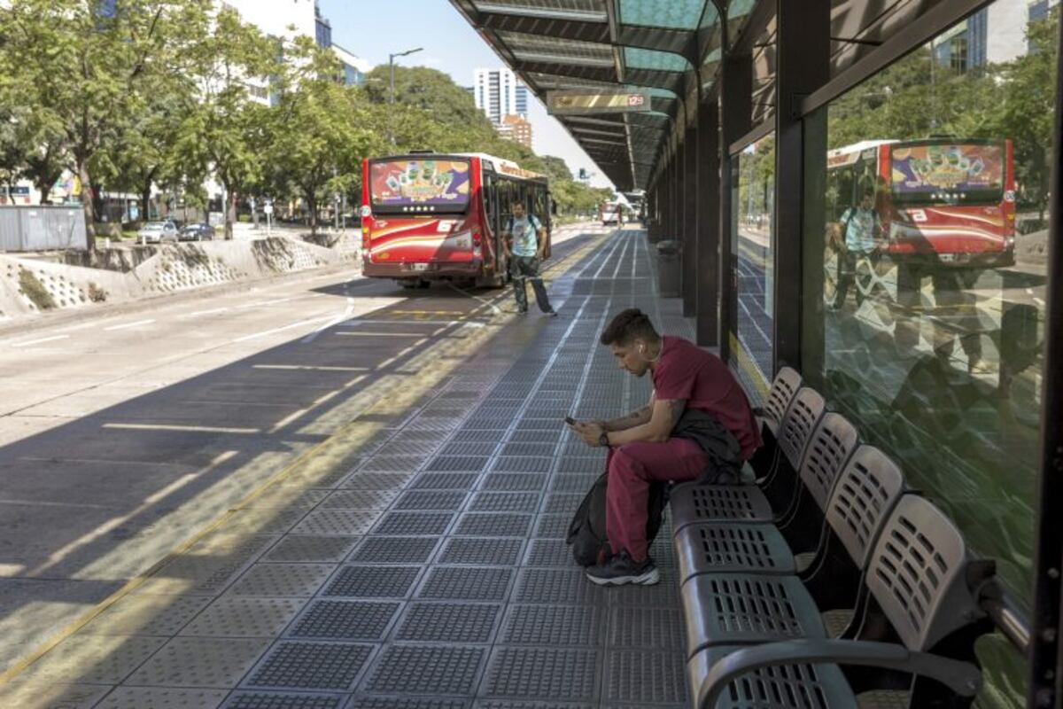Coronavirus: disminuyó notablemente la cantidad de pasajeros en el transporte público