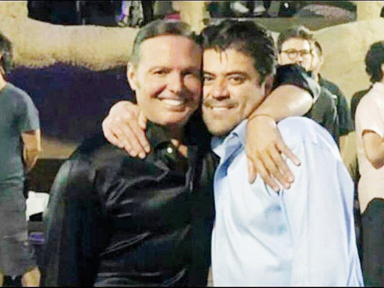 El reencuentro entre "El Burro" y Luis Miguel.