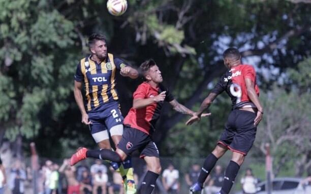 Central y Newell's no se sacaron ventaja en la división reserva. (CARC)