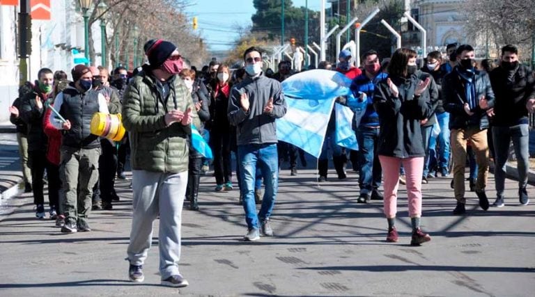 Protesta de comerciantes en Santa Rosa (El Diario)