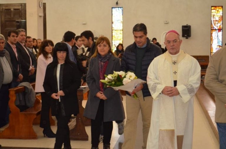 Capitanich participó de las actividades en homenaje a San Fernando Rey, patrono de Resistencia. (Foto: @jmcapitanich)