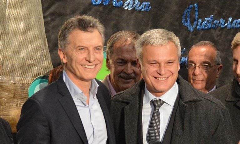 Macri con el ex intendente Gabriel Frizza (Gentileza Radio Comunicar)