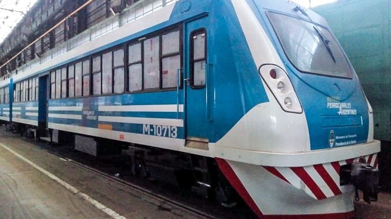 Incorporan nuevo coche para los servicios ferroviarios de Chaco