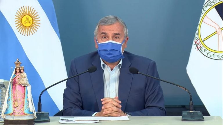 Morales exhortó a "no bajar los brazos" porque "vienen semanas duras todavía, semanas de mucha lucha" contra la pandemia.