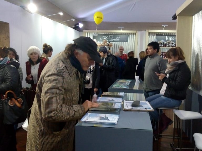 Productores y artesanos en la expo de Buenos Aires.