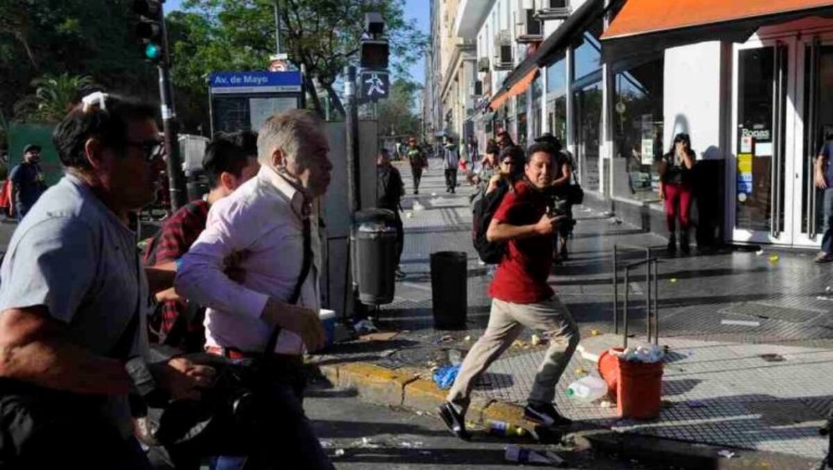 Julio Bazán cruzó en vivo a Moreau luego de que el diputado justificara el ataque