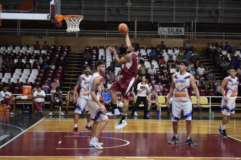 Salta Basket recuperó la sonrisa con un sufrido triunfo. (Facebook Salta Basket)