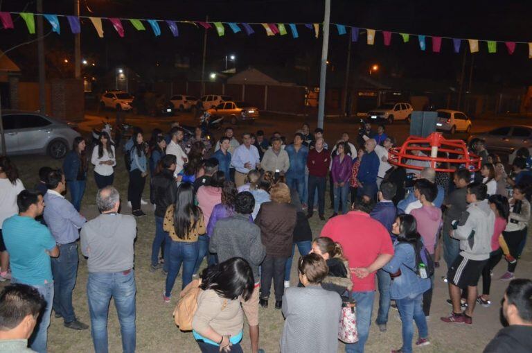 Capitanich inauguró dos nuevas plazoletas en la zona sudoeste de Resistencia. (Web).