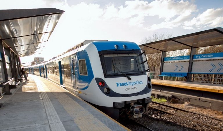 Un joven quedó atrapado entre el tren y el andén (Imagen ilustrativa)