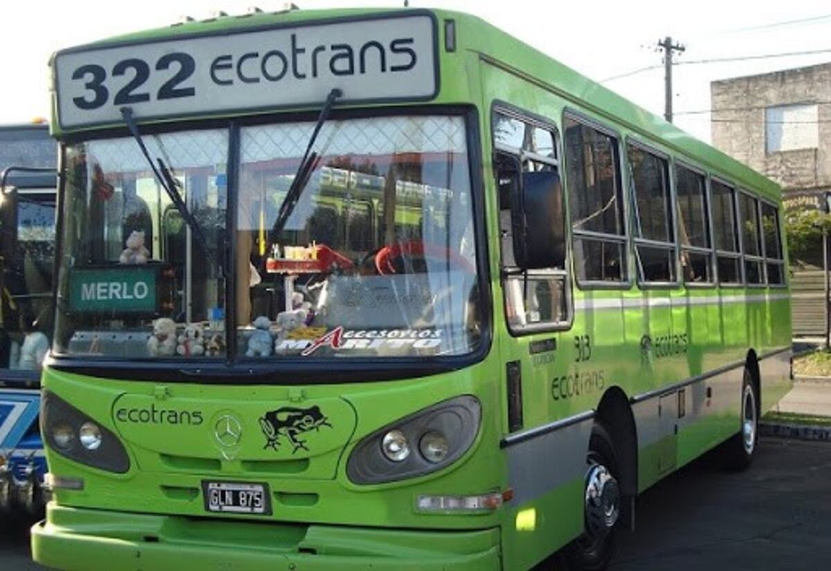 Asesinaron a un colectivero frente a su mujer para robarle la camioneta