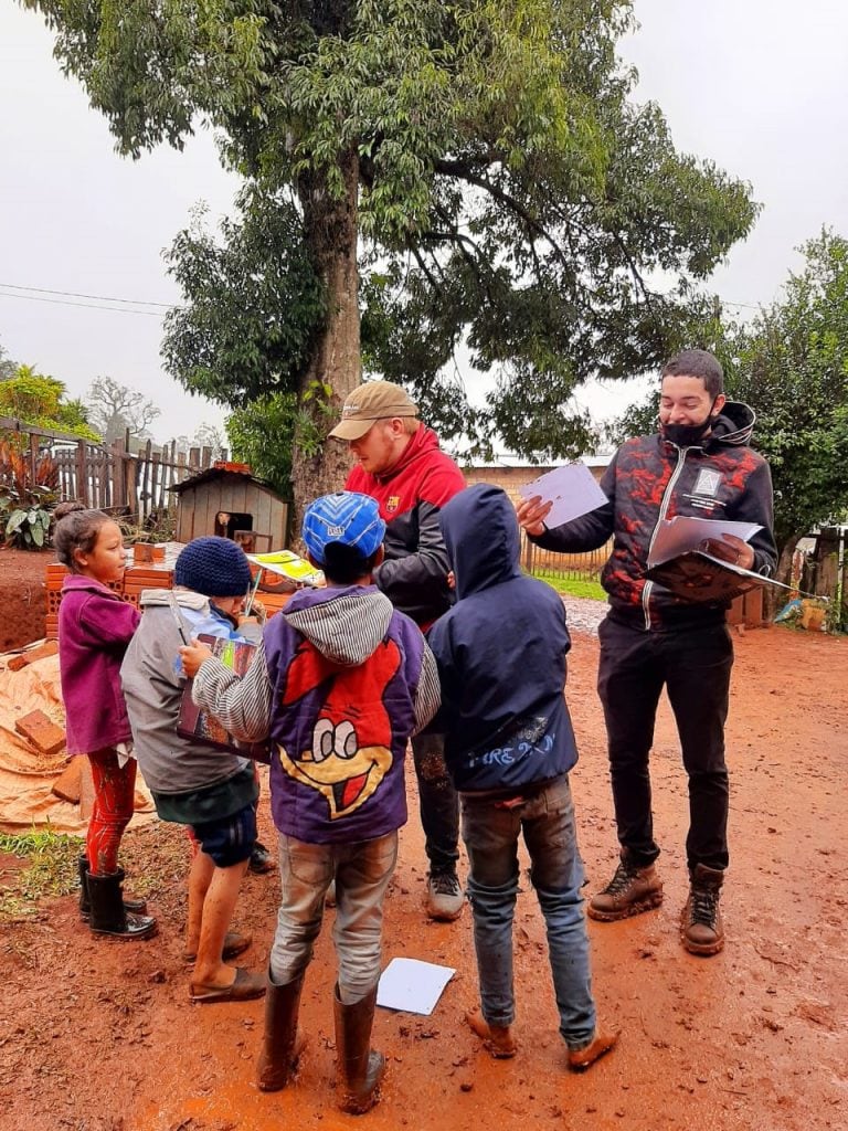 En San Pedro, un grupo de jóvenes ayuda a barrios carenciados en el contexto de pandemia