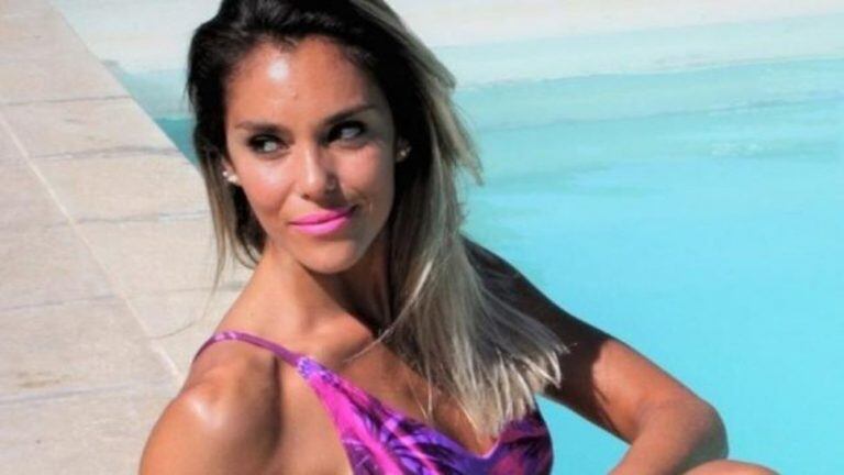 Becky Vázquez habría tenido un romance fugaz con Fede Bal durante la temporada de Magnífica en Mar del Plata en 2018. Ambos lo desmintieron pero hay testigos que insisten en que es cierto.