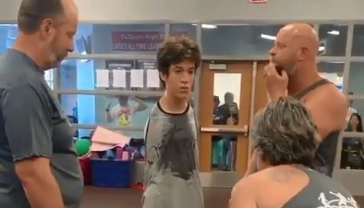Viral: el conmovedor video del entrenamiento de un joven sin brazos