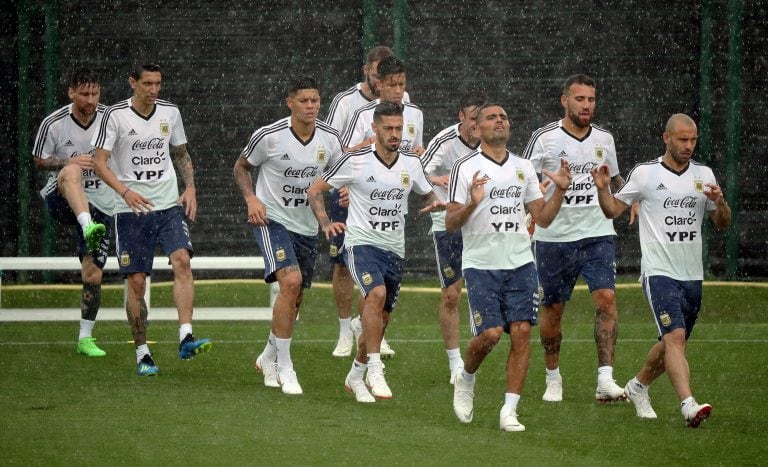 Lionel Scaloni citó solamente a nueve de los convocados a Rusia. Foto: REUTERS.