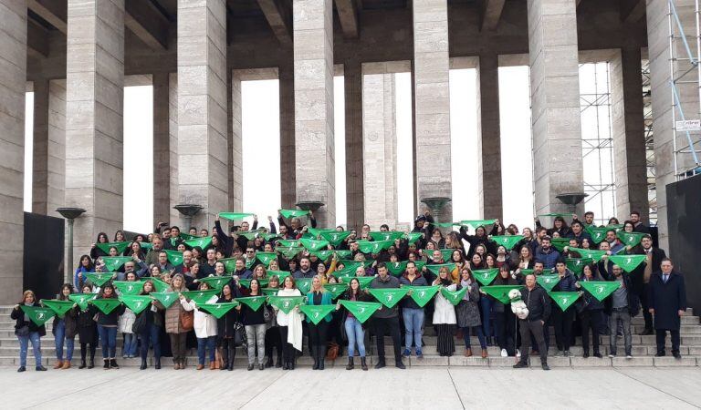 Pañuelazo en el Monumento.