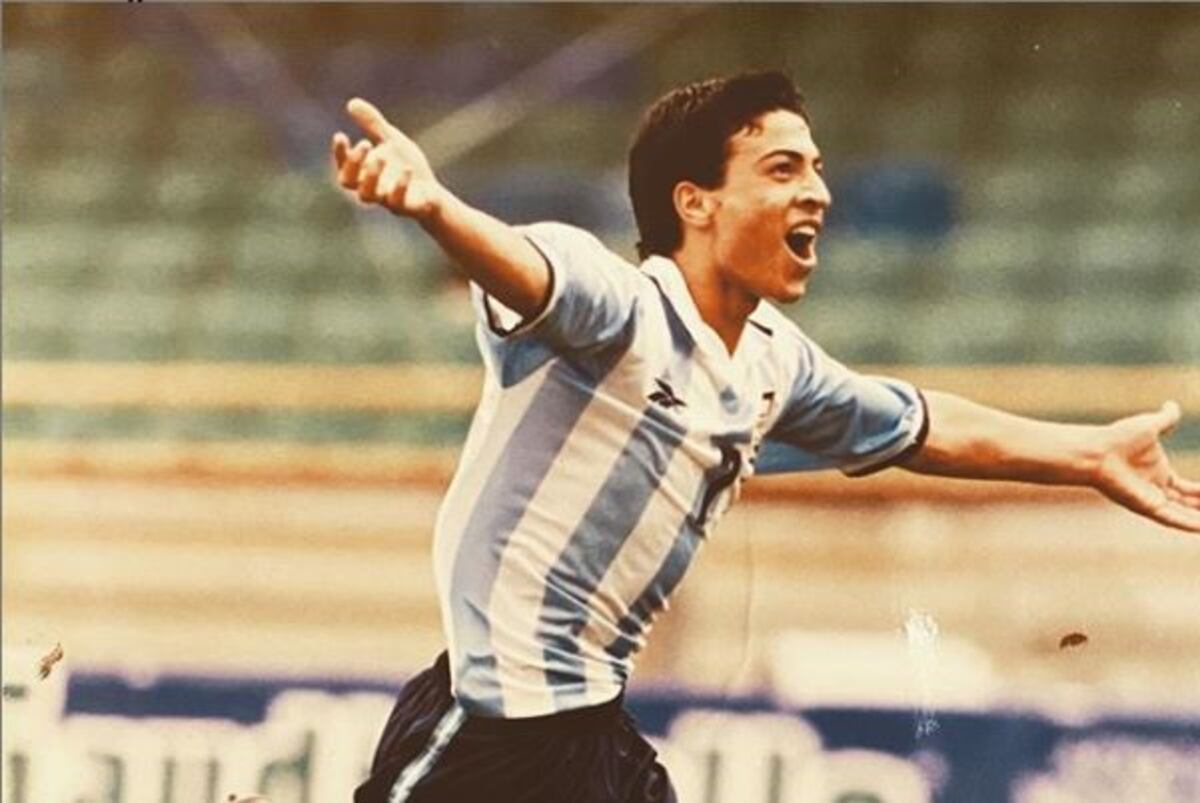 Marcos Aguirre, el futbolista de Arroyito que cambió la camiseta con Messi y algo más