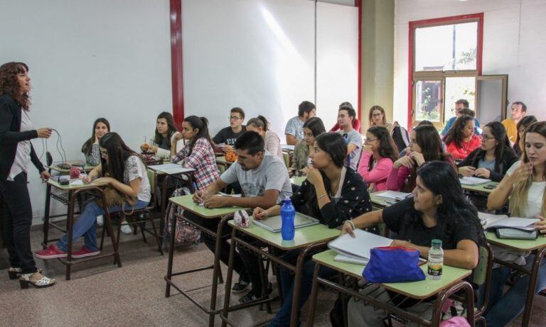 Estudiantes de la UNSL.