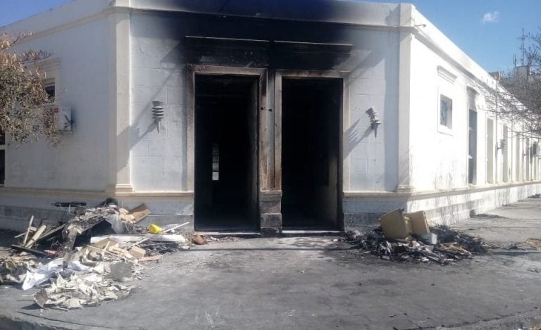 Así quedó la Casa de Gobierno luego de los incendios.