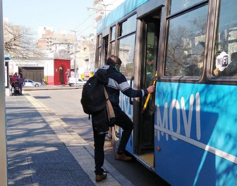 Transporte en Rosario (@movilidadros)