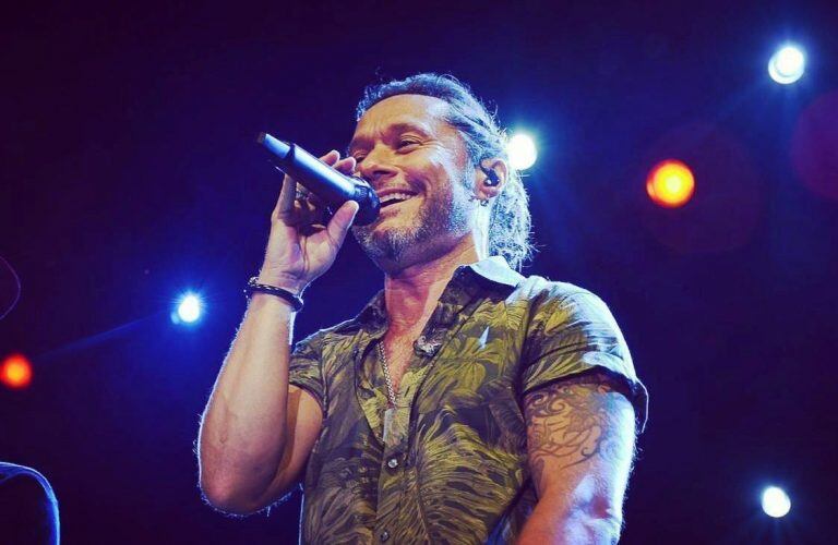 Diego Torres en concierto (Facebook Diefo Torres Oficial)