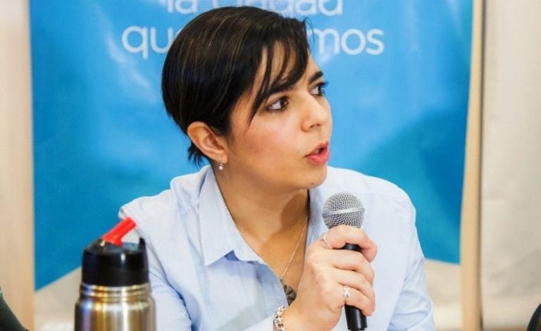 Yesica Garay fue implacable con el chofer y resaltó que "no hay vecinos privilegiados".