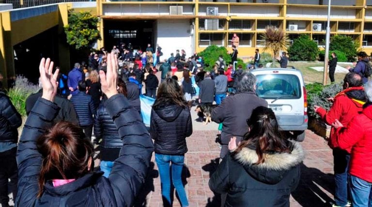 Protesta de comerciantes en Santa Rosa (El Diario)