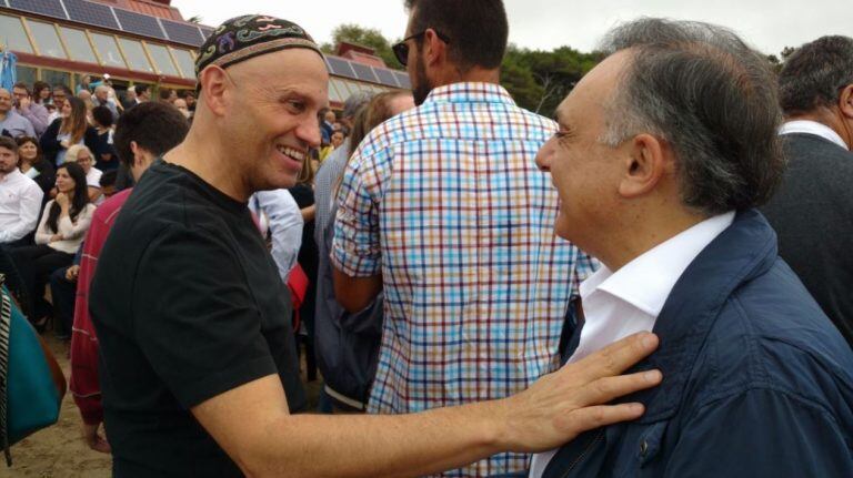 Sergio Bergman, durante la presentación de la primera escuela pública autosustentable del país en Mar Chiquita.